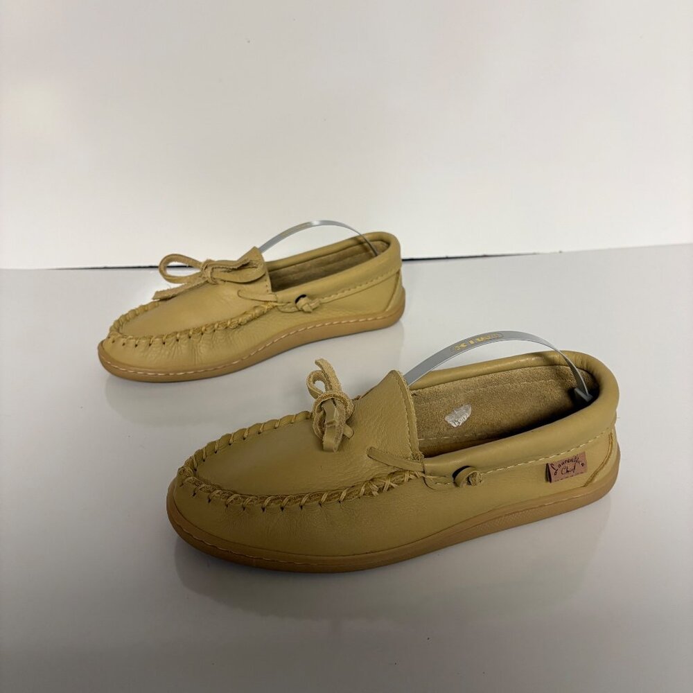 Laurentian Chief Leather Moccasins Womens Size 7 Beige Tan Canada